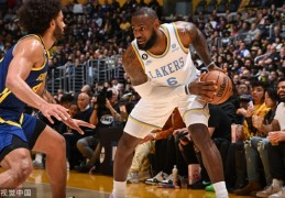 詹姆斯仅得13分比斯利三分11中7 湖人大胜勇士_NBA_竞技风暴