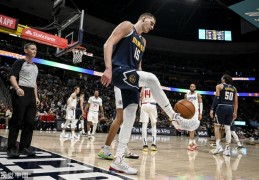 莱昂纳德乔治合计9分 快船不敌掘金遭遇4连败_NBA_竞技风暴