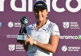 汤普森结束三年冠军荒 赢女子欧巡阿美石油纽约站_lpga赛_竞技风暴