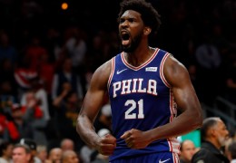 恩比德35+次数追摩西-马龙 如此表现不配MVP？_NBA_竞技风暴